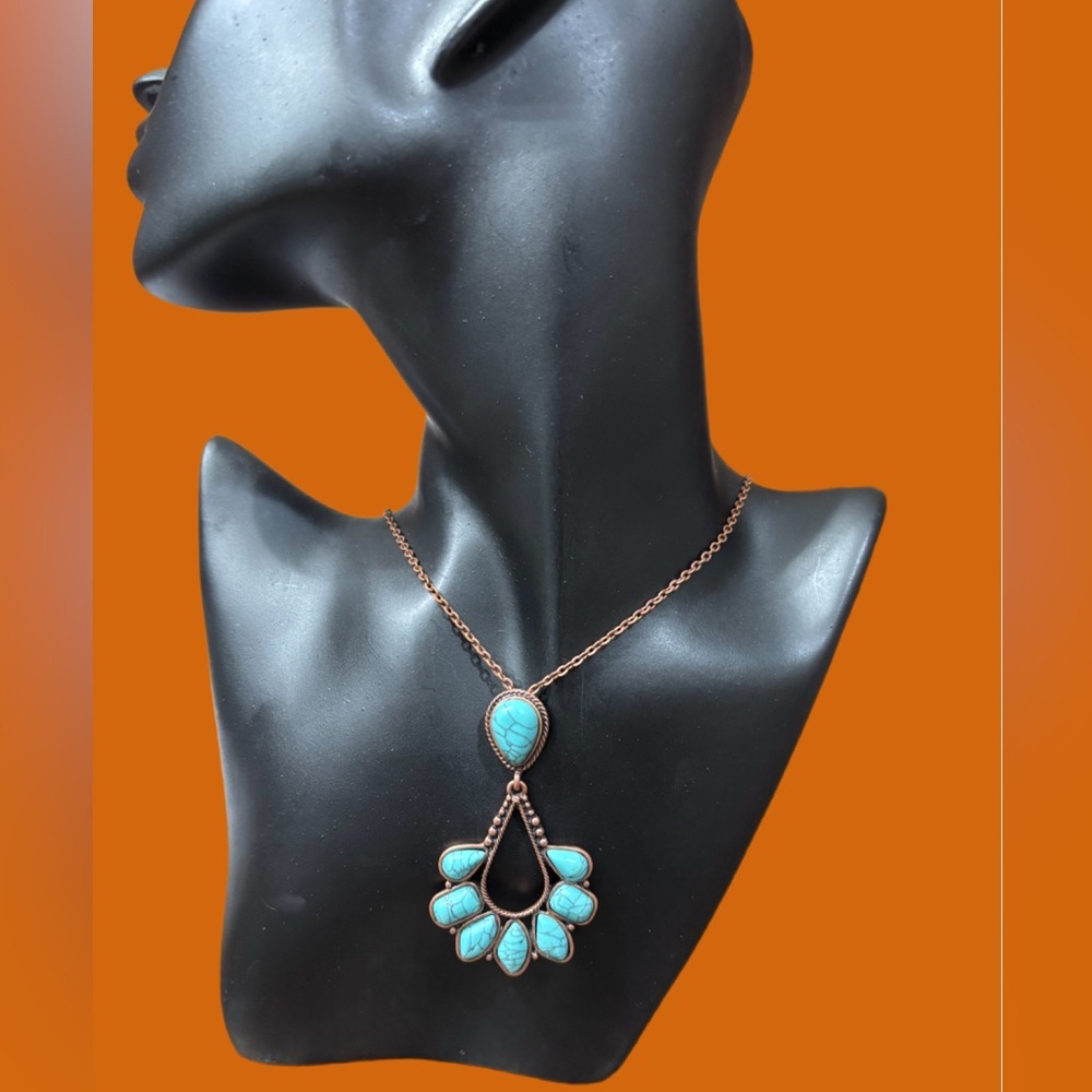 Boho Western Chic Turquoise & Bronze Teardrop Pendant Necklace. NWT - Picture 2 of 5